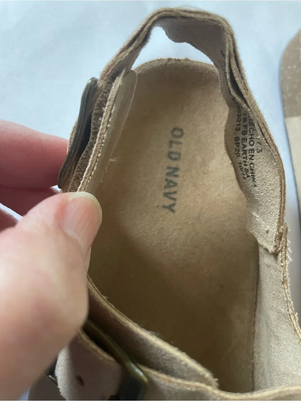 Old Navy Kids Beige Suede Buckle‎ Sandals, Size 11